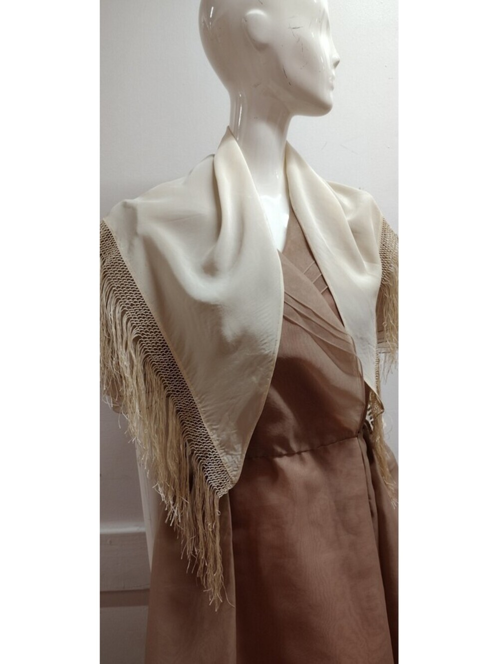 Antique 20s Vintage 30s Rayon Fringe Triangle Scarf Deco Shawl FINE MATERIALS
